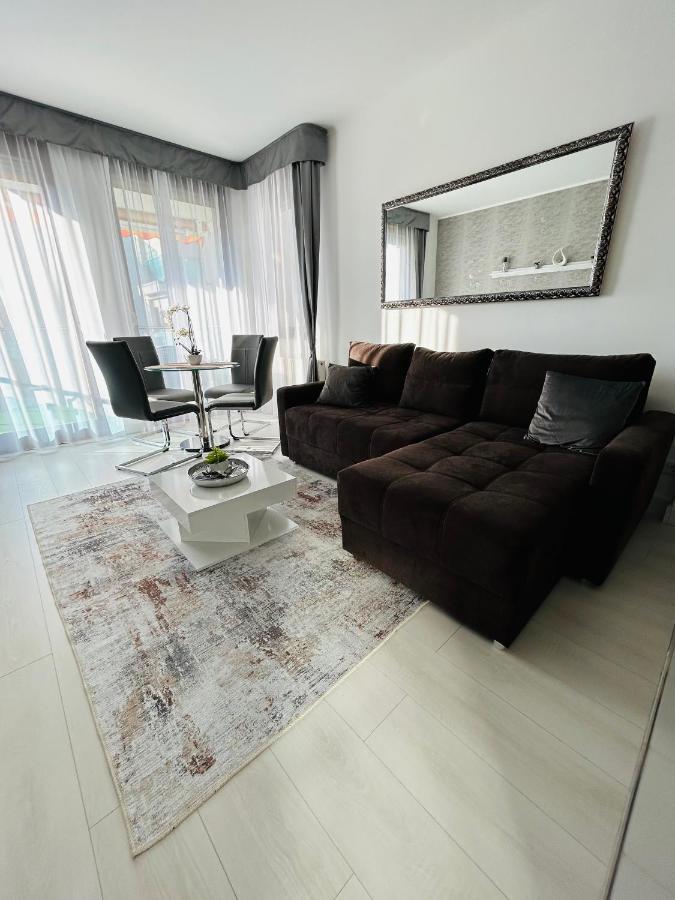 Marina Bay Apartman بودابست المظهر الخارجي الصورة